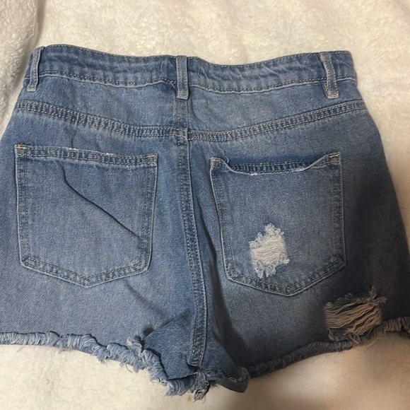 Size 5 - Picture 3 of 3